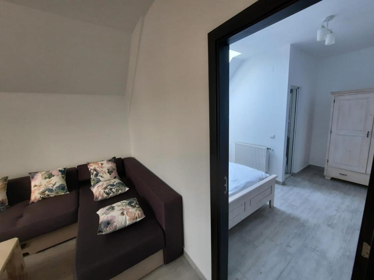 Casa De Oaspeti Maximilian Codlea Extérieur photo